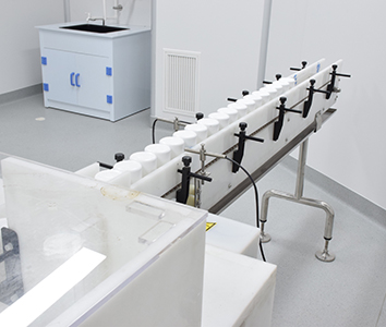 灌裝系統(tǒng)生產(chǎn)線定制